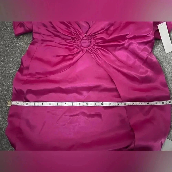 NWT | Shoshanna | Quinn Satin Jacquard Midi Dress in Raspberry | Size 6 - Picture 4 of 12